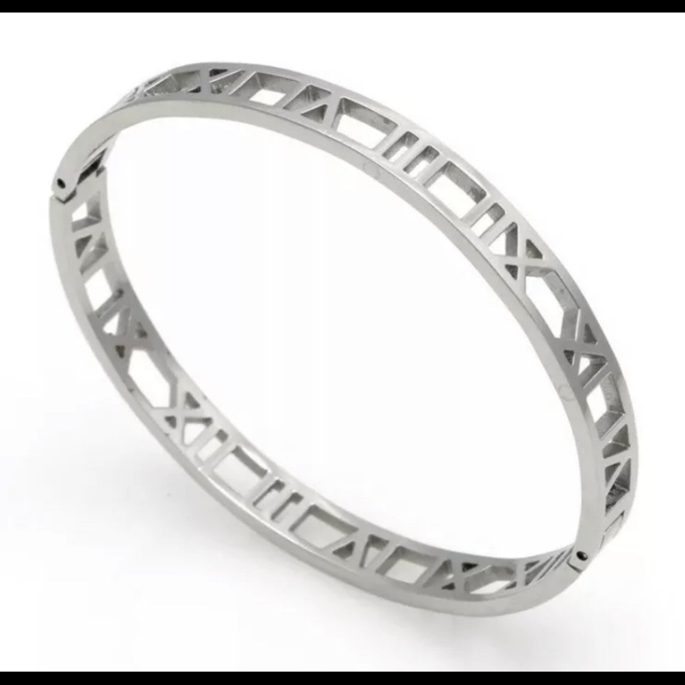 Women’s Bracelet Atlas NWOT